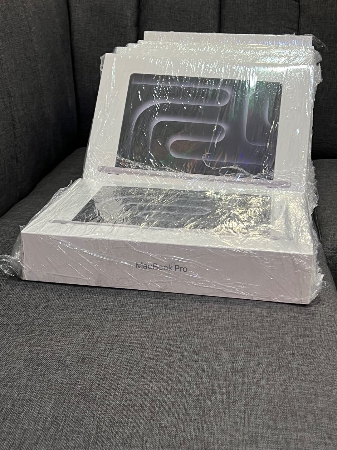Brand new Mac book pro M5 Chip 14 inch 24GB 1TB